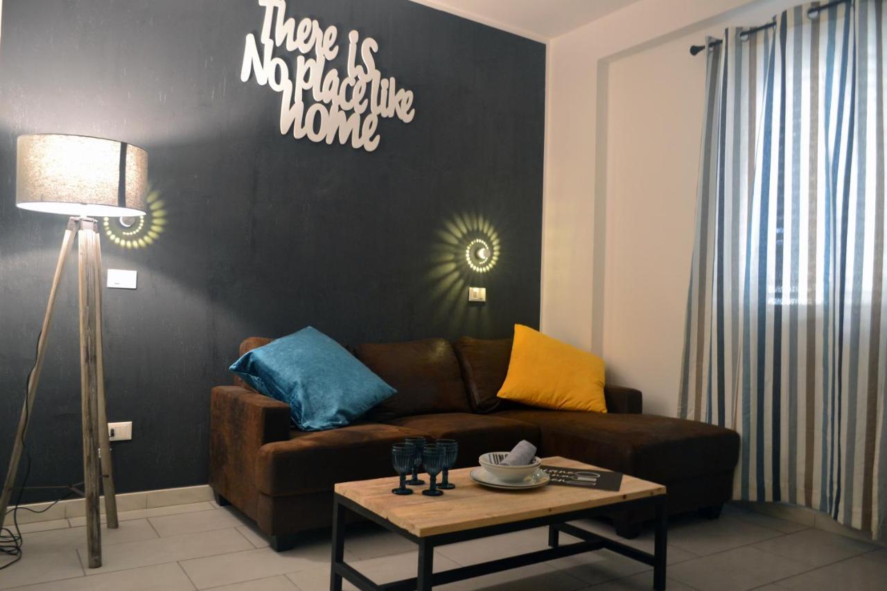 Casa In Centro Apartment ปาแลร์โม ภายนอก รูปภาพ