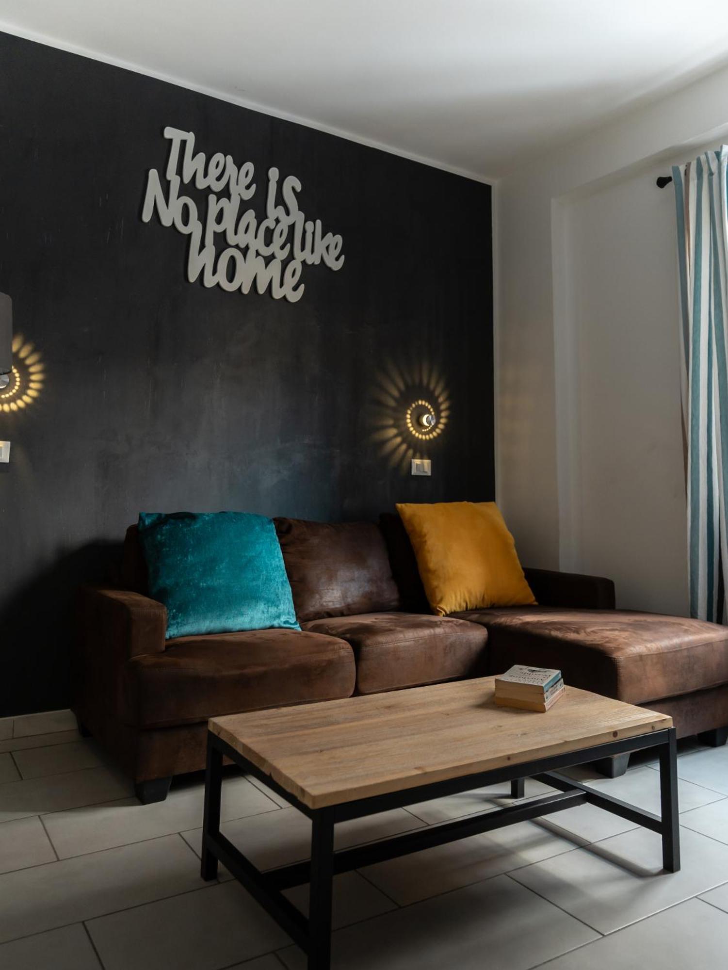 Casa In Centro Apartment ปาแลร์โม ภายนอก รูปภาพ