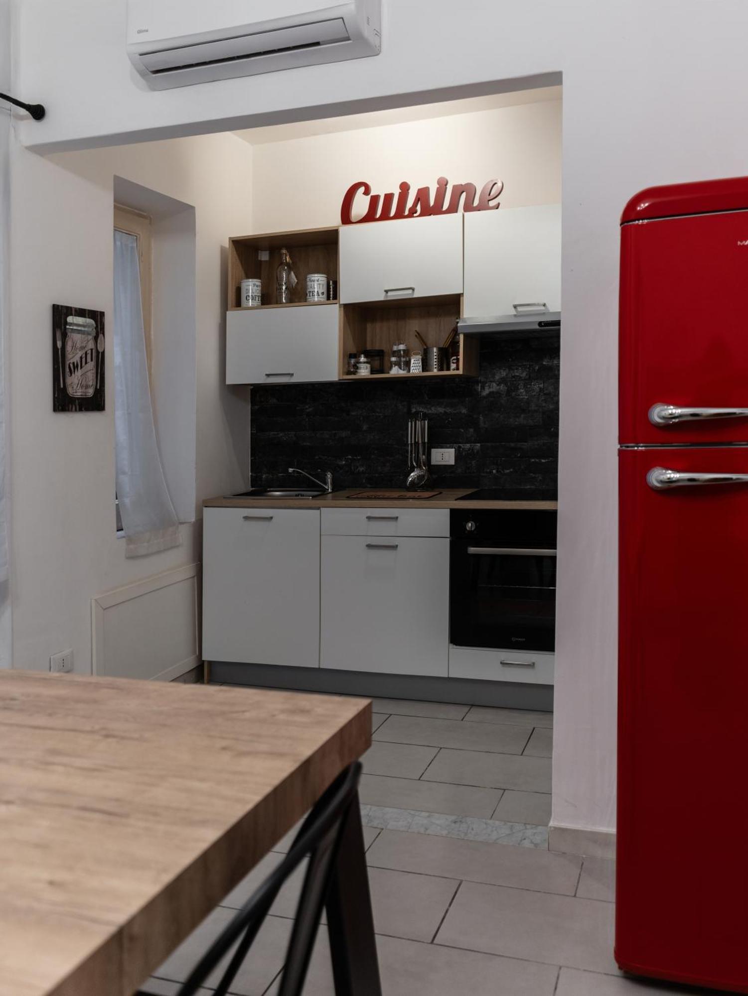 Casa In Centro Apartment ปาแลร์โม ภายนอก รูปภาพ